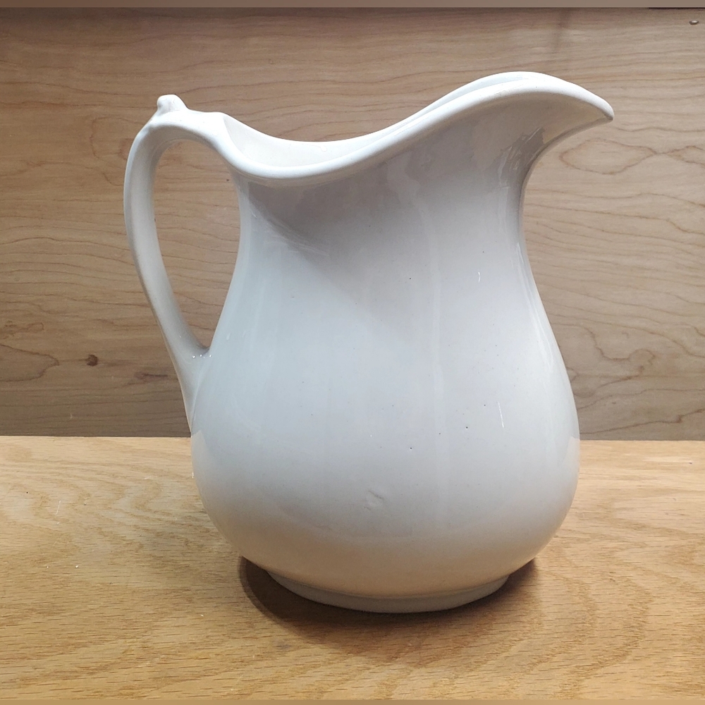 Tepco Pitcher - Picture 3 of 3